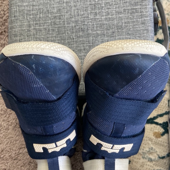 Nike LeBron Solider Ten LRSJ SX 16/17 Navy Blue - Picture 7 of 10